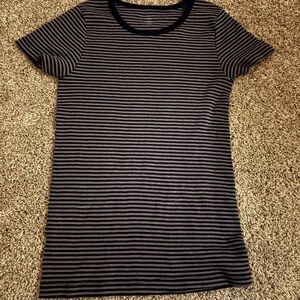 Brandy Melville Black and Gray Striped Short Sleeve Tee - Slim Fit